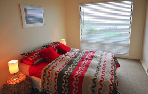 Coastal Cottage - Kawana Tourism 54