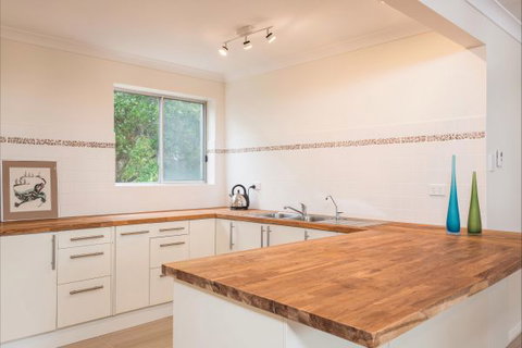 Coastal Cottage - Kawana Tourism 74