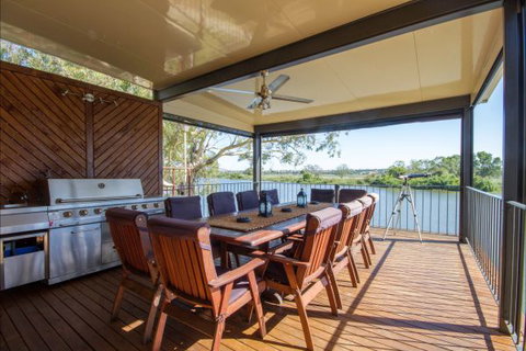 River Shack Rentals - Living The Dream - Kawana Tourism 48