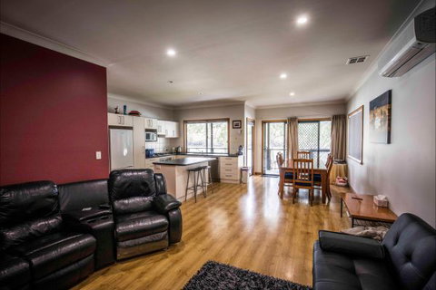 River Shack Rentals - Living The Dream - Kawana Tourism 41