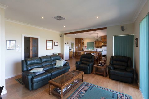 River Shack Rentals - Living The Dream - Kawana Tourism 65