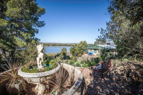 River Shack Rentals - Living The Dream - Kawana Tourism 68
