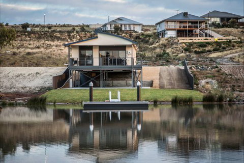 River Shack Rentals - Living The Dream - Kawana Tourism 86