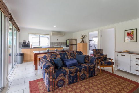 River Shack Rentals - Living The Dream - Kawana Tourism 11