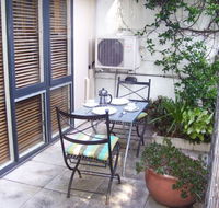 Garden Studio Unit - Kawana Tourism