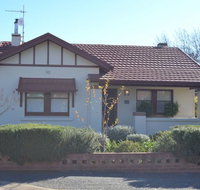 Tin House at Tanunda - Kawana Tourism