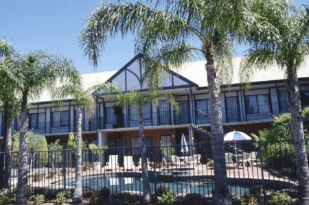 Country Comfort Adelaide Manor - Kawana Tourism 1