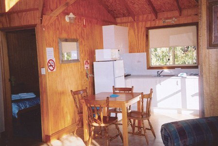 Canobolas Mountain Cabins - Kawana Tourism 3