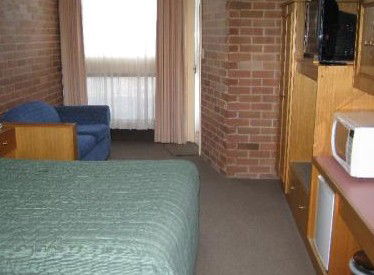Goulburn Motor Inn - Kawana Tourism 1
