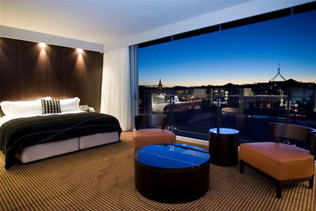 Hotel Realm - Kawana Tourism 1