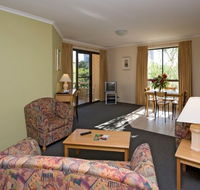 Kingston Court Serviced Apartments - Kawana Tourism