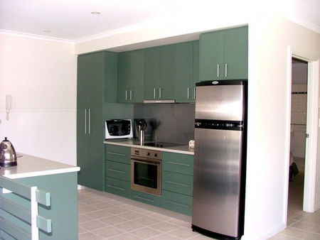 Tasman Beachside Apartments - Kawana Tourism 2