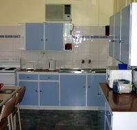 Tumby Bayside Holiday Units - Kawana Tourism