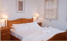 Bonney's Inn - Kawana Tourism 2