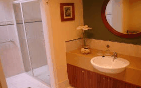 Walton House - Kawana Tourism
