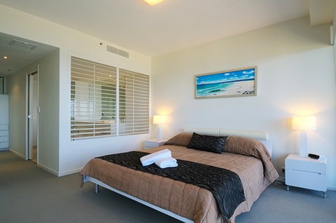 Ultra Broadbeach - Kawana Tourism 4