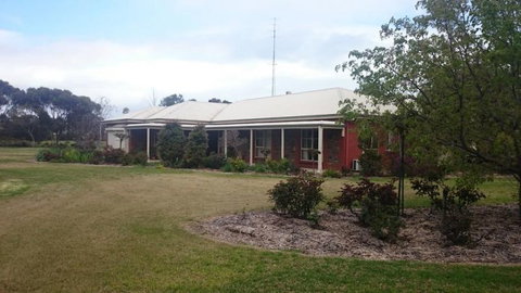 Gaerwood Bed Breakfast - Kawana Tourism 4