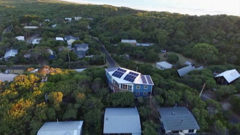 Sandy Point Beach Escape - Kawana Tourism 8