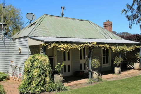 Drayshed Cottage - Kawana Tourism 0