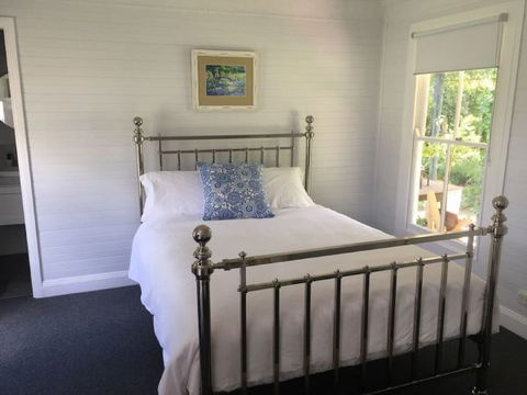 Drayshed Cottage - Kawana Tourism 1