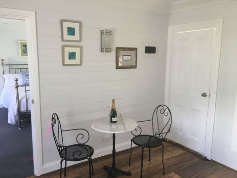Drayshed Cottage - Kawana Tourism 3