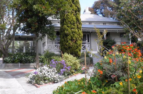 Fairbank House - Kawana Tourism 0