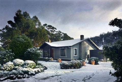 Frenchman's River - The Writer's House - Kawana Tourism 0