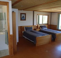 Guy's Cross Farm Cottage - Kawana Tourism