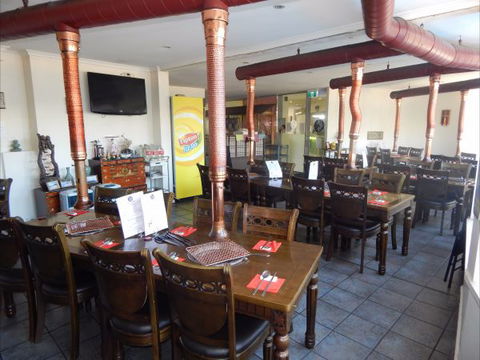 Jacksons Motor Inn - Kawana Tourism 3