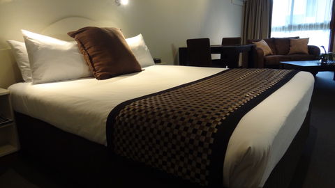 Quality Inn Presidential Motel - Kawana Tourism 4