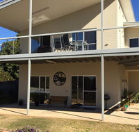 Lyreen's Apartment Bed and Breakfast - Kawana Tourism