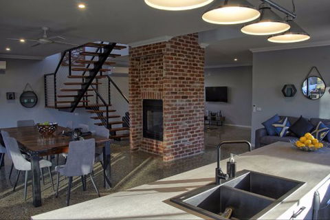 Lusso KV - Kawana Tourism 4