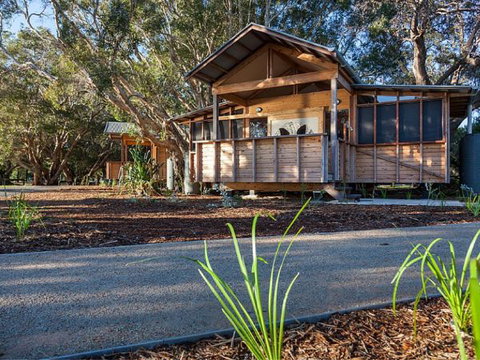 Minjerribah Camping EcoShacks - Kawana Tourism 0