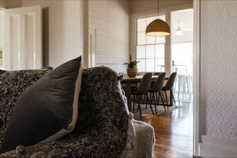 Mount Ophir Estate - The Gatehouse - Kawana Tourism 1