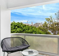 New Beach Apartment - Kawana Tourism