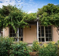 Olive House Accommodation Kimba - Kawana Tourism
