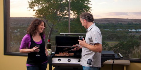 Riverview Rise Retreats - Kawana Tourism 4