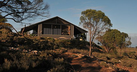 Riverview Rise Retreats - Kawana Tourism 6