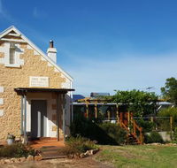 The Old Drik Drik Schoolhouse Retreat - Kawana Tourism