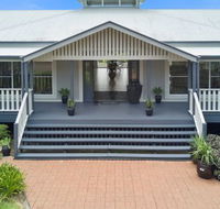 The Country House at Hunchy Luxury Bed and Breakfast Accommodation - Kawana Tourism