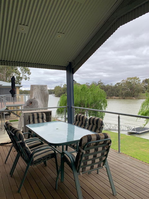21 Old Murbko Road Morgan - River Shack Rentals - Kawana Tourism 0