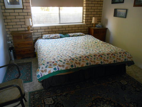 Edith's - Kawana Tourism 6