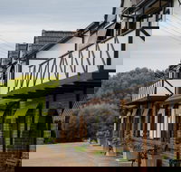 Mick O'Shea's - Kawana Tourism