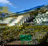 Obadiah Country Cottages - Kawana Tourism