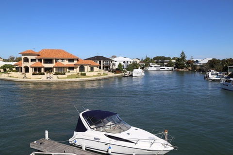 Port Mandurah Canals - Luxury Guest House - Kawana Tourism 7