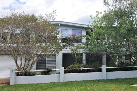 Sealark - Kawana Tourism 2