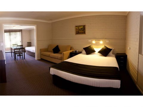 Snowy Mountains Resort - Kawana Tourism 4