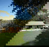 Southern Ocean Retreats - Goondooloo Cottage - Kawana Tourism