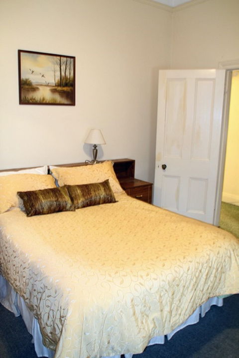 Squatters Cottage - Kawana Tourism 2