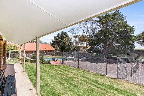Unit 3, 5-/ Surf Avenue, Carrickalinga - Kawana Tourism 5